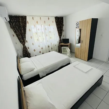 Casa Gerard 3*