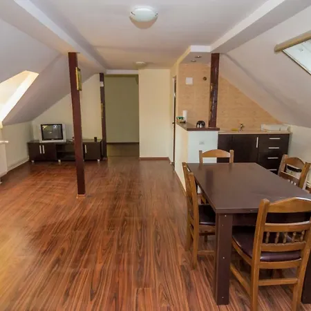 Casa Gerard Gasthuis Două Mai